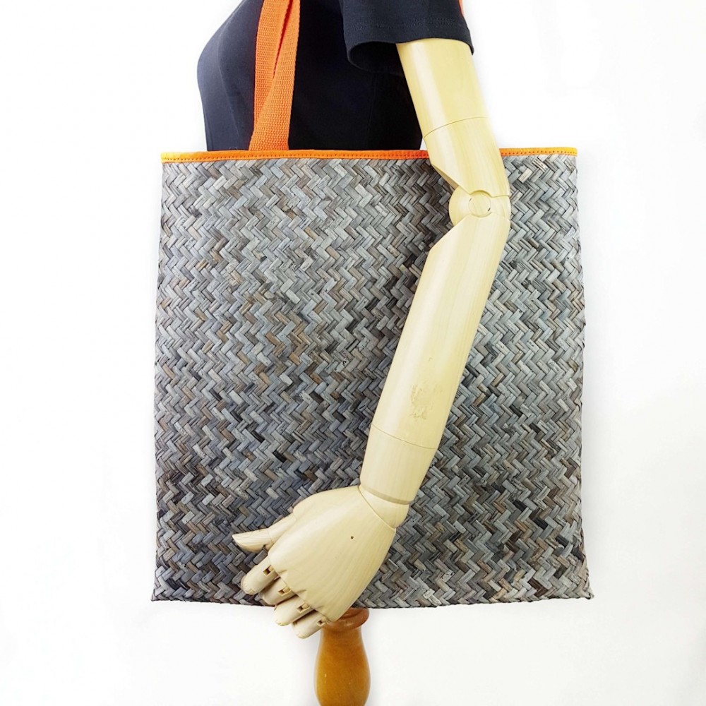 Rattanora Black Tote 2